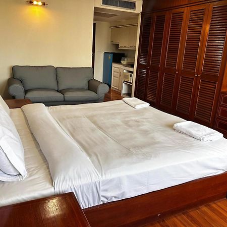 Fully Furnished Omni Tower Apartments Nana - Sukhumvit Soi 4 Bangkok Luaran gambar