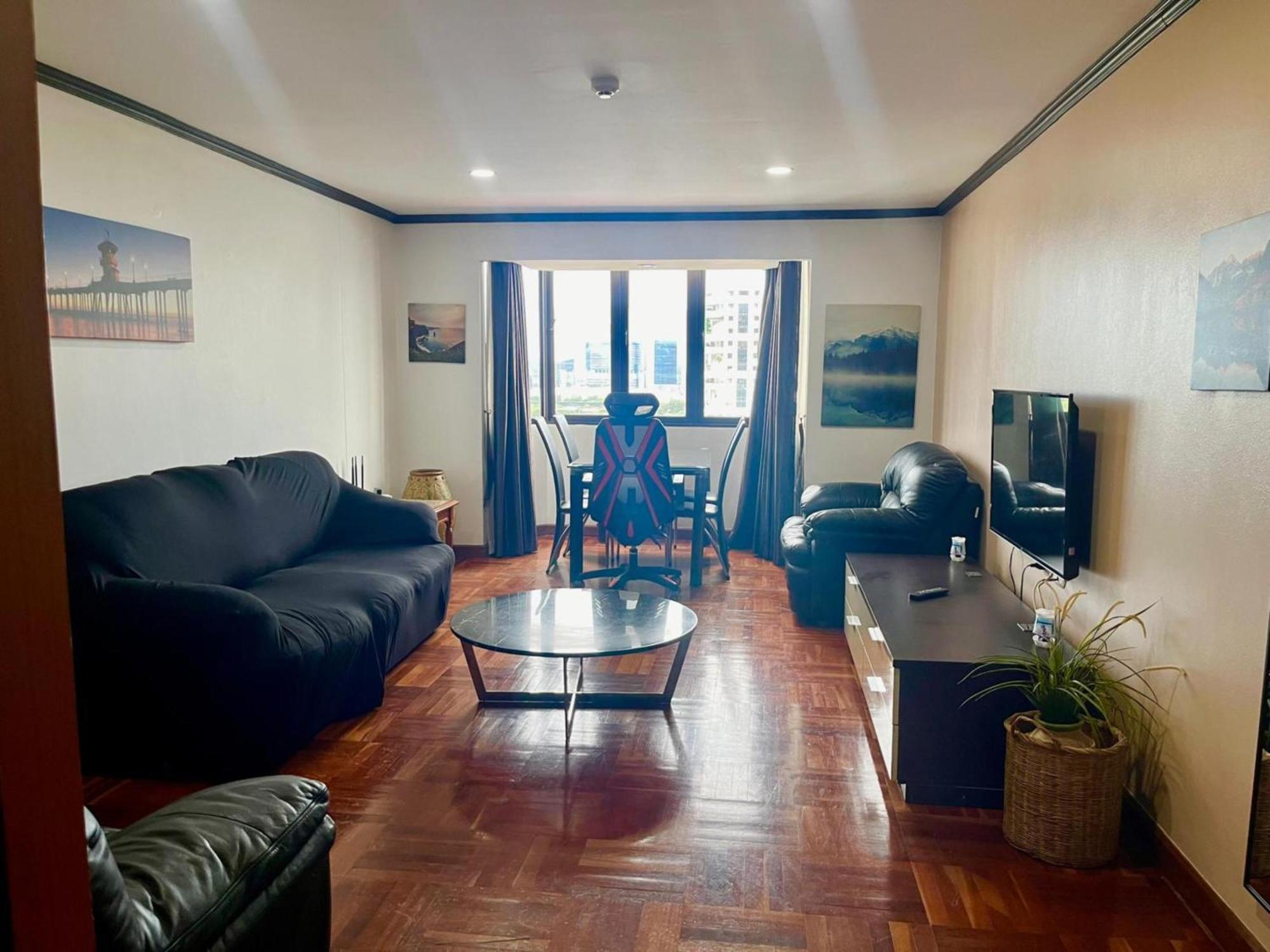 Fully Furnished Omni Tower Apartments Nana - Sukhumvit Soi 4 Bangkok Luaran gambar